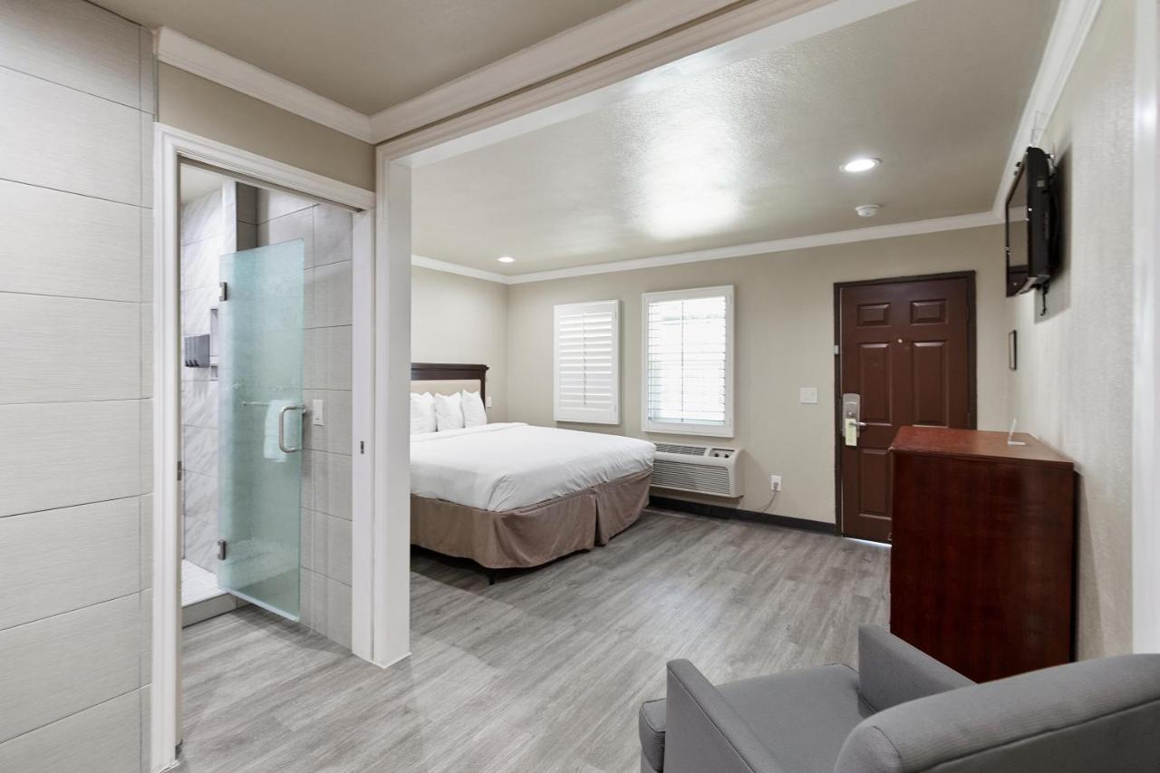 Le Blanc Inn & Suites El Monte Exteriör bild