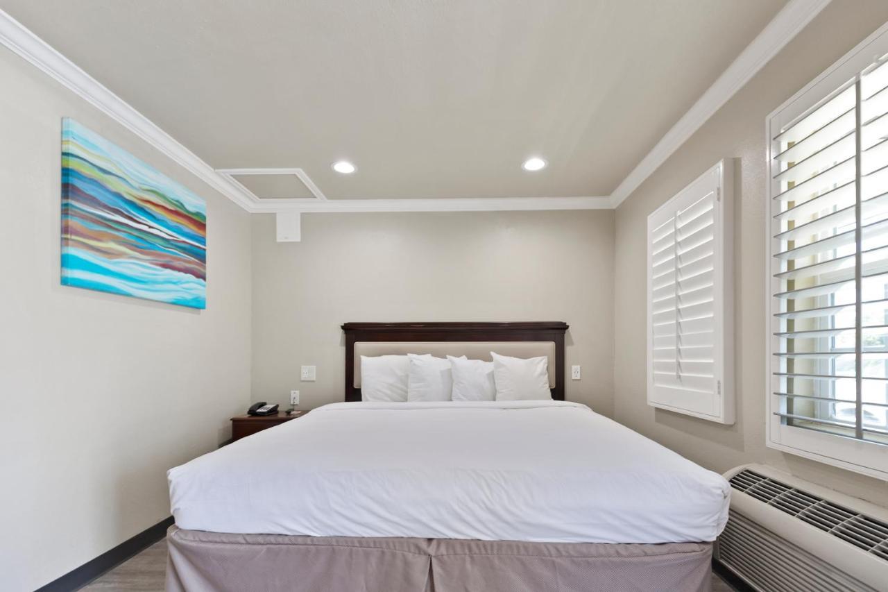 Le Blanc Inn & Suites El Monte Exteriör bild